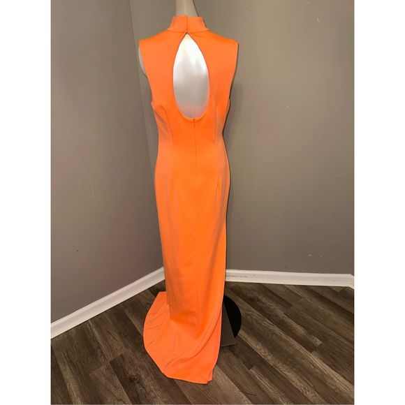 BLACK HALO Vanity Column Gown - Picture 8 of 9